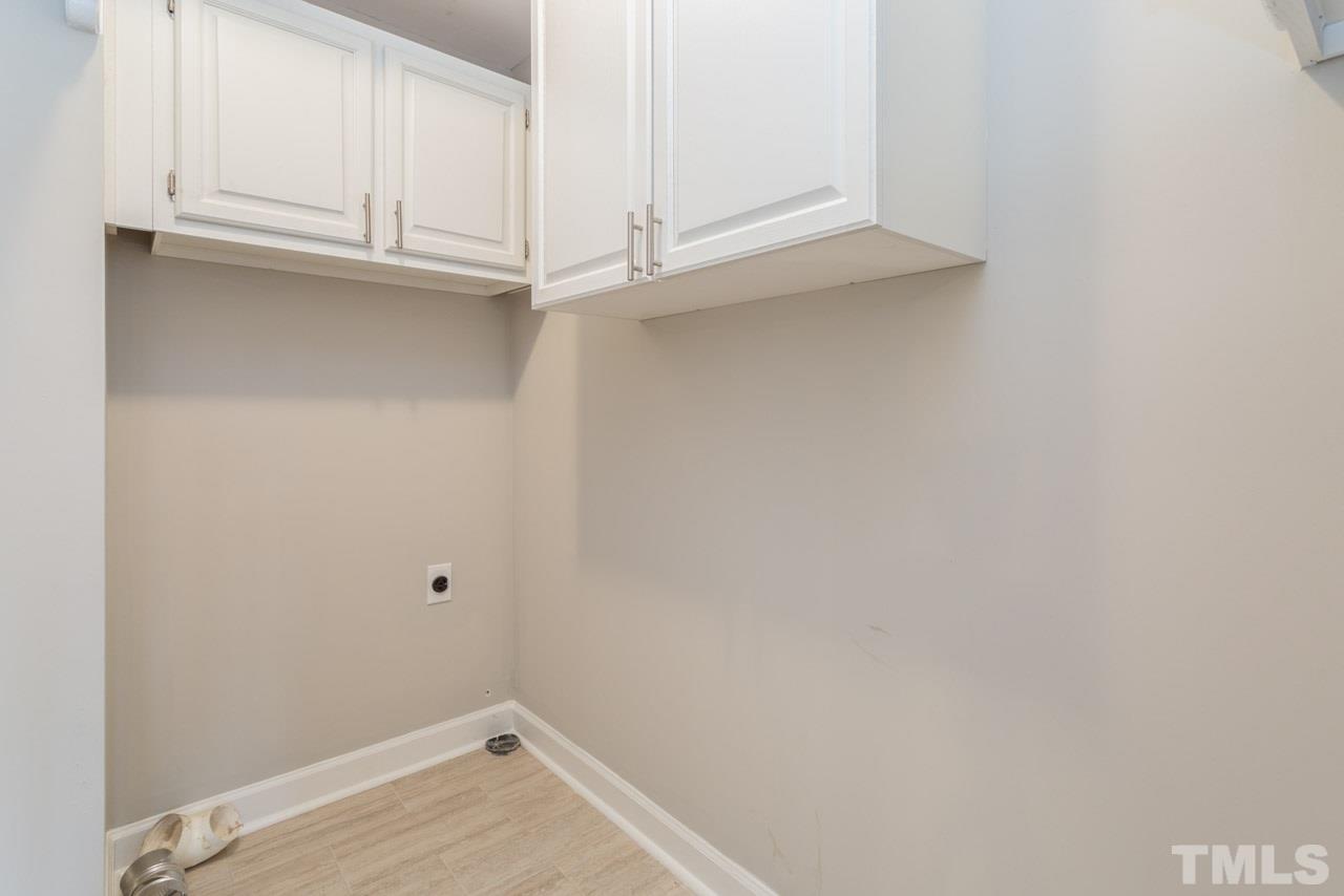 5505 Raddington Street Raleigh, NC 27613 - Photo 21 of 25 a view of door