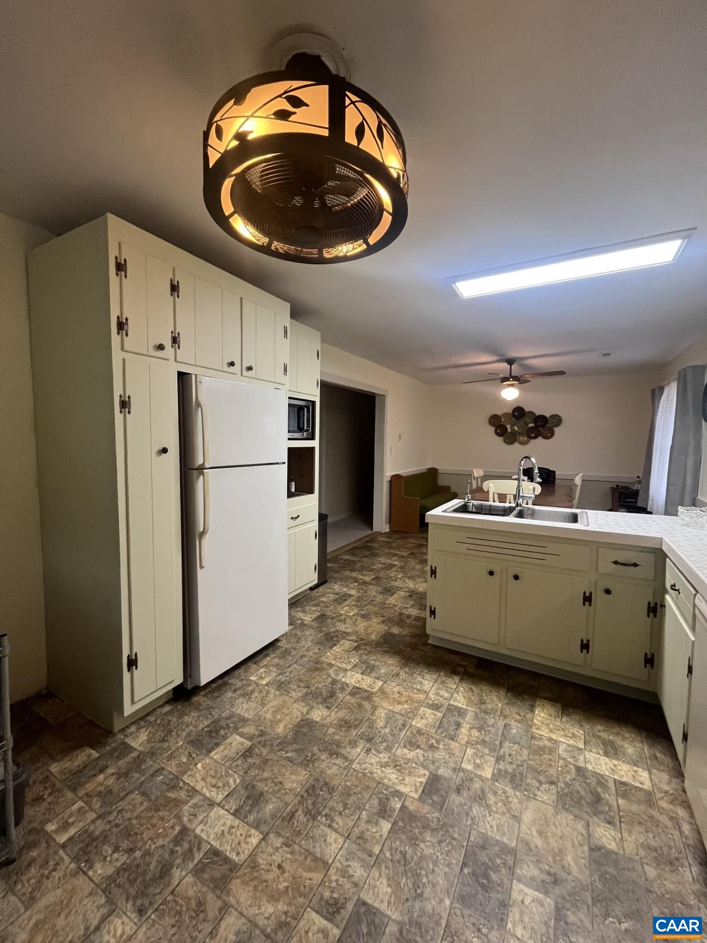 916 Hensley Road Mineral, VA 23117 - Photo 13 of 66 Kitchen
