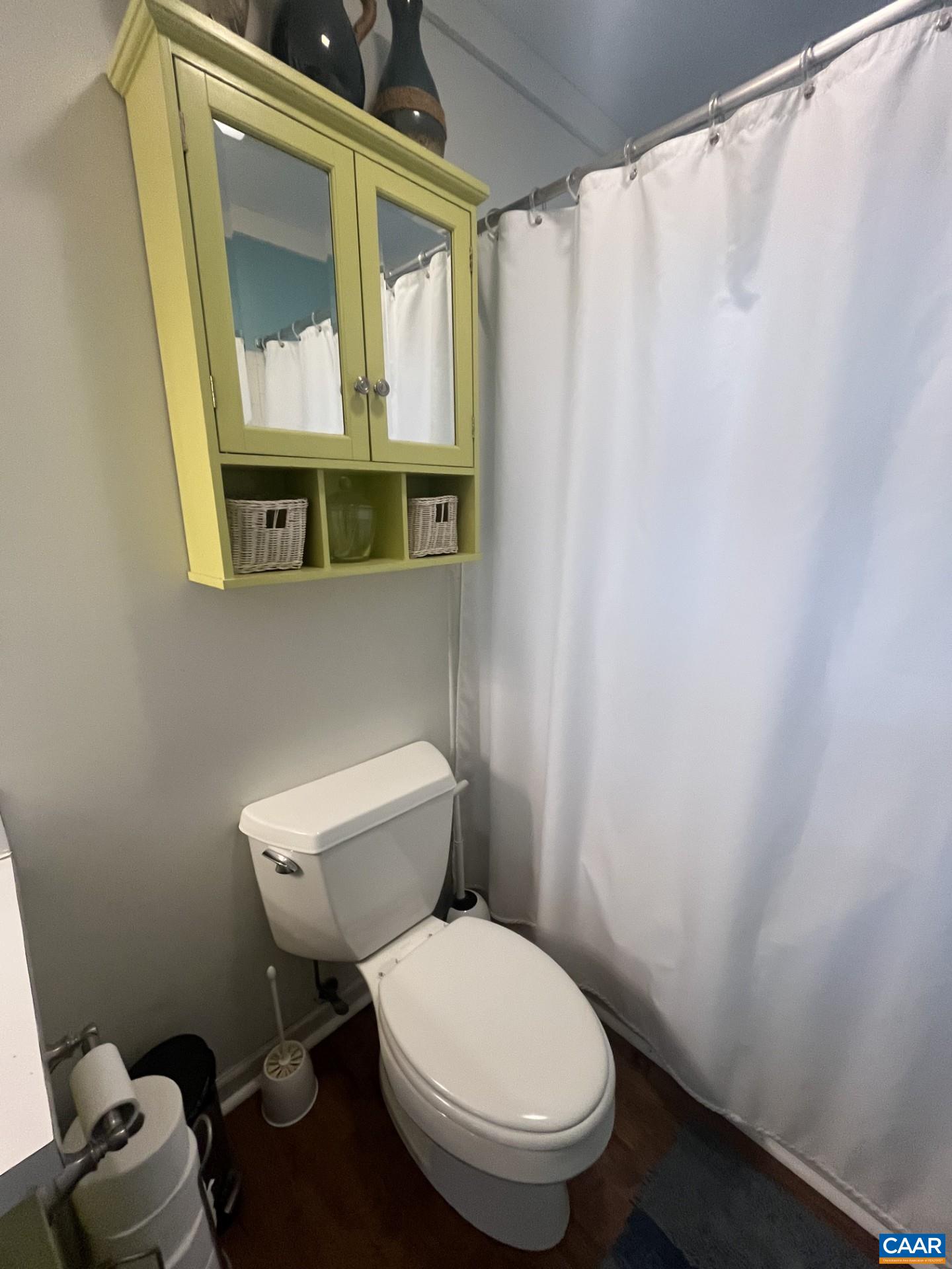 916 Hensley Road Mineral, VA 23117 - Photo 23 of 66 2nd Full Bathroom