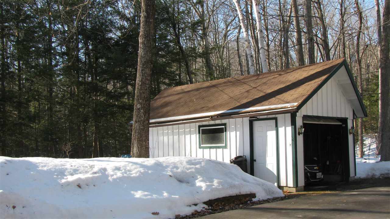 71 Goodhue Road Derry, NH 03038 - Photo 29 of 36