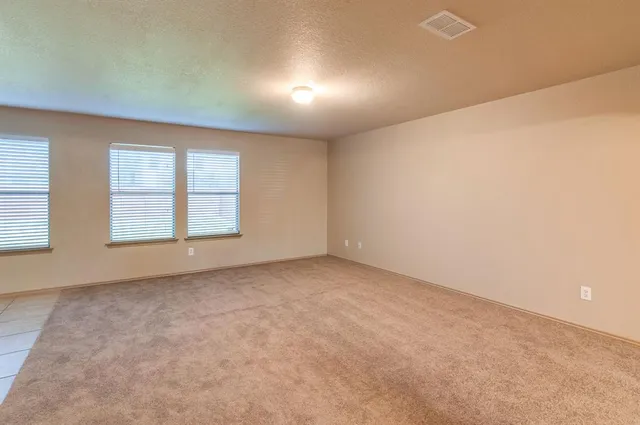 $1,995 | 6652 Friendsway Drive, Fort Worth, TX 76137