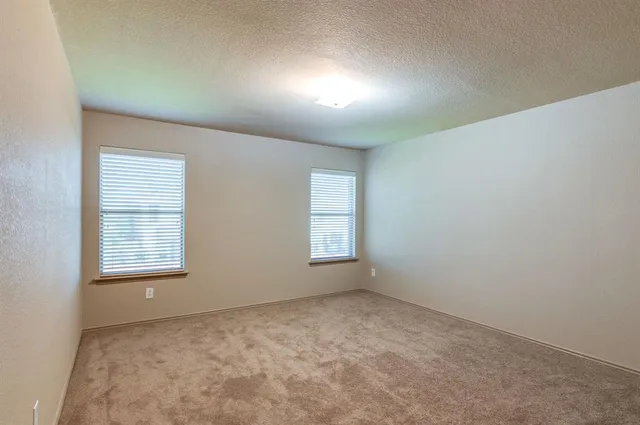 $1,995 | 6652 Friendsway Drive, Fort Worth, TX 76137