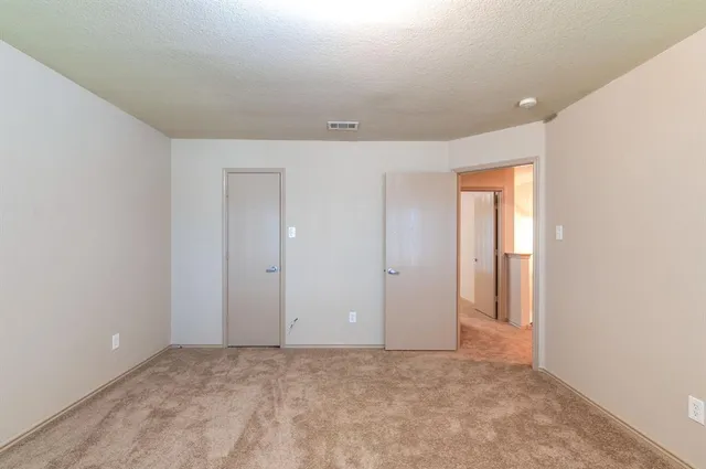 $1,995 | 6652 Friendsway Drive, Fort Worth, TX 76137