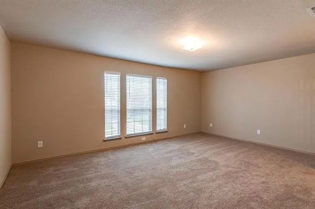 $1,995 | 6652 Friendsway Drive, Fort Worth, TX 76137