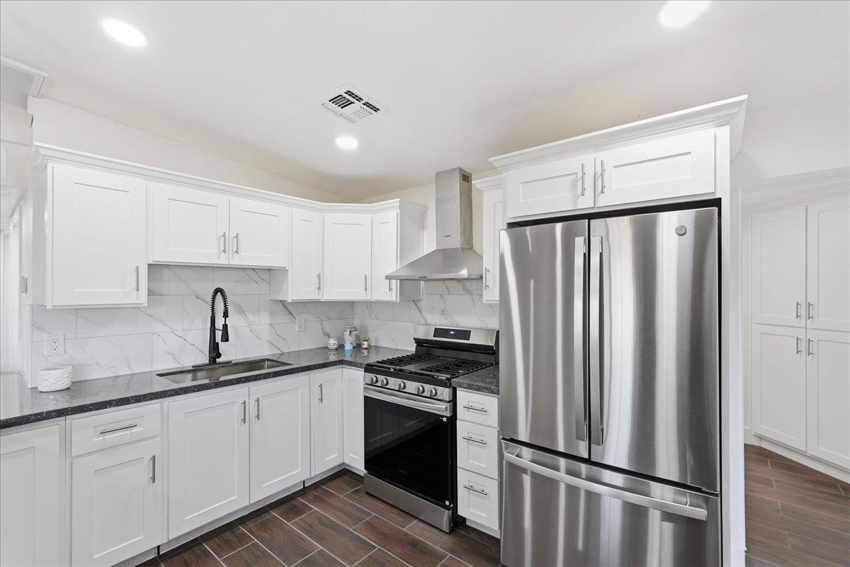 38466 North Basin Road Cave Creek, AZ 85331 - Photo 14 of 31 Photo #14