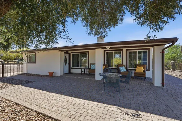 $3,200 | 38466 North Basin Road, Cave Creek, AZ 85331