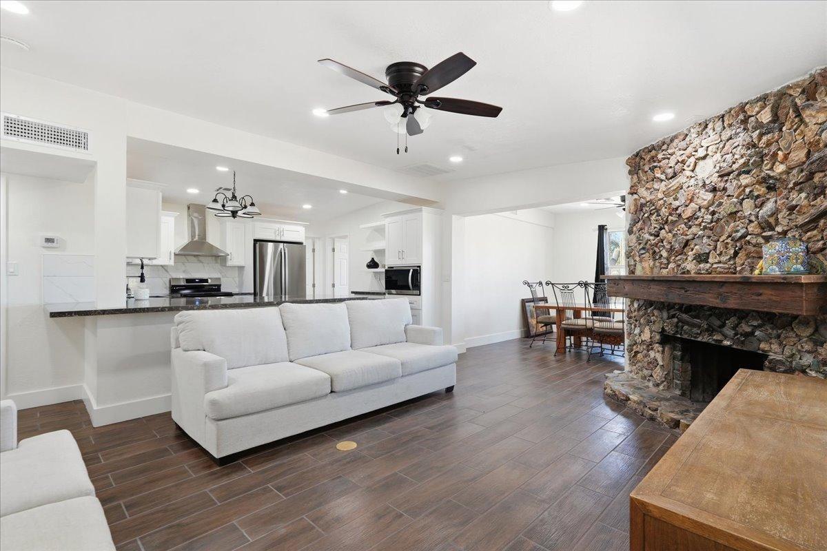 38466 North Basin Road Cave Creek, AZ 85331 - Photo 10 of 31 Photo #10