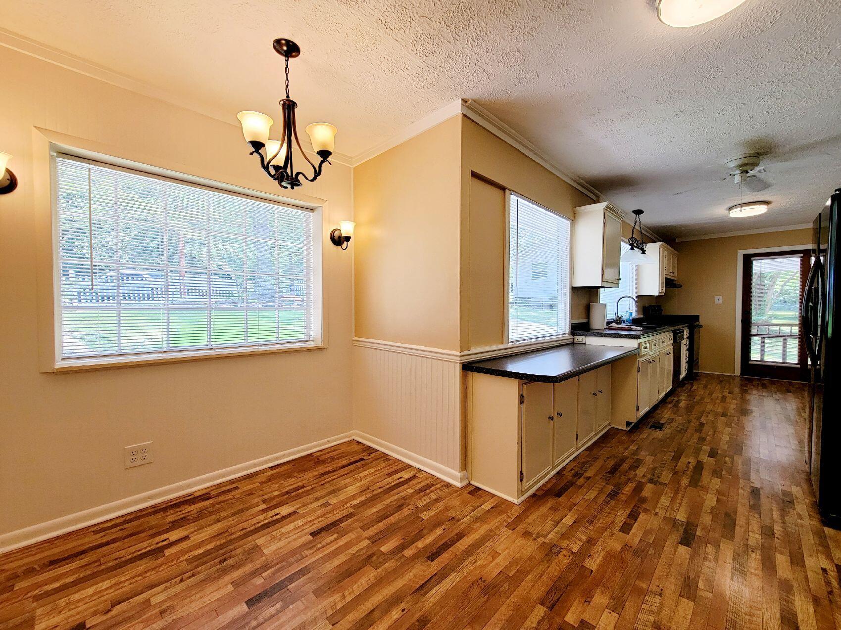 219 Outer Drive Oak Ridge, TN 37830 - Photo 13 of 31 Breakfast Room