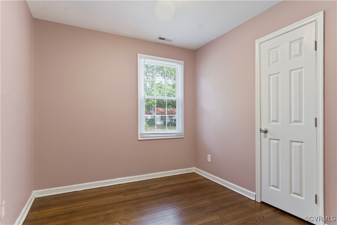 716 Randolph Road Newport News, VA 23605 - Photo 12 of 22 Gallery Image 12