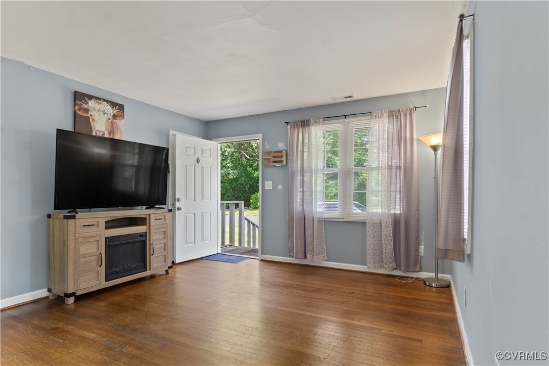 716 Randolph Road Newport News, VA 23605 - Photo 6 of 22 Gallery Image 6