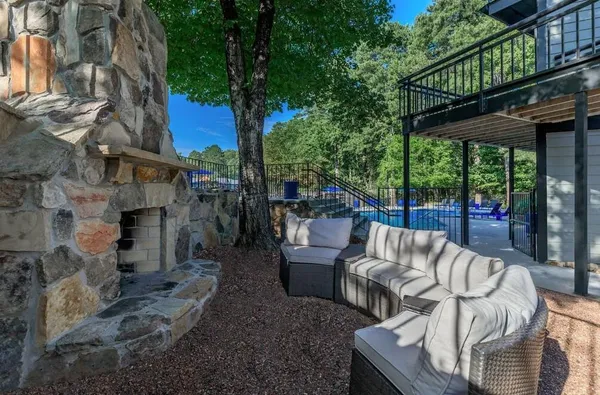 $1,160 | 1805 Roswell Road, Unit 32R, Marietta, GA 30062
