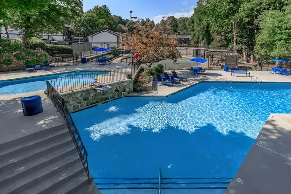 $1,160 | 1805 Roswell Road, Unit 32R, Marietta, GA 30062