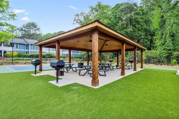 $1,160 | 1805 Roswell Road, Unit 32R, Marietta, GA 30062