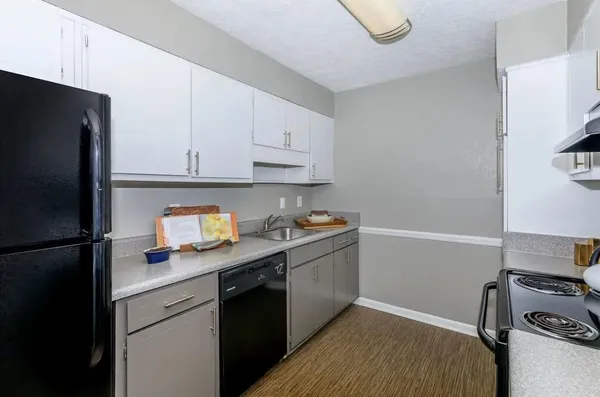 $1,160 | 1805 Roswell Road, Unit 32R, Marietta, GA 30062