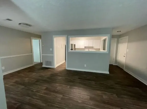 $1,160 | 1805 Roswell Road, Unit 32R, Marietta, GA 30062