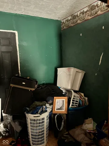 $59,900 | 1221 North 3rd Street, Austin, IN 47102