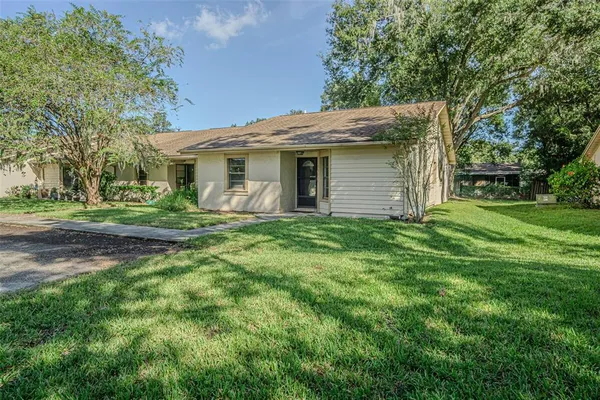 $199,900 | 2010 Cedar Run Drive, Plant City, FL 33563