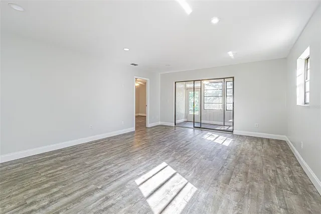 $205,000 | 2010 Cedar Run Drive, Plant City, FL 33563