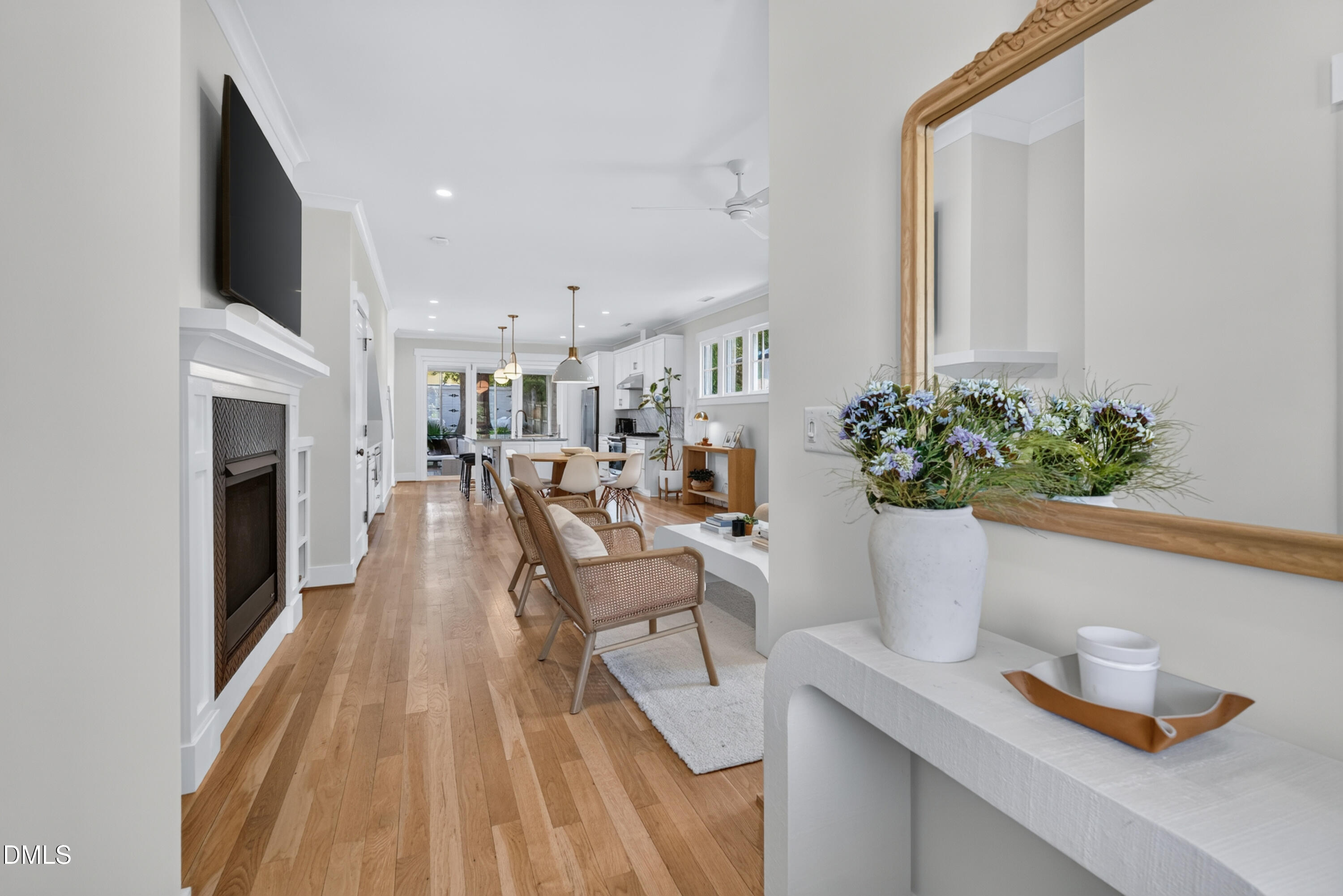 210 North State Street Raleigh, NC 27601 - Photo 6 of 59 06