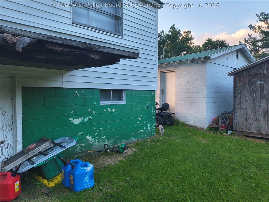 630 Farley Branch Road Cool Ridge, WV 25825 - Photo 34 of 50 Gallery Image 34