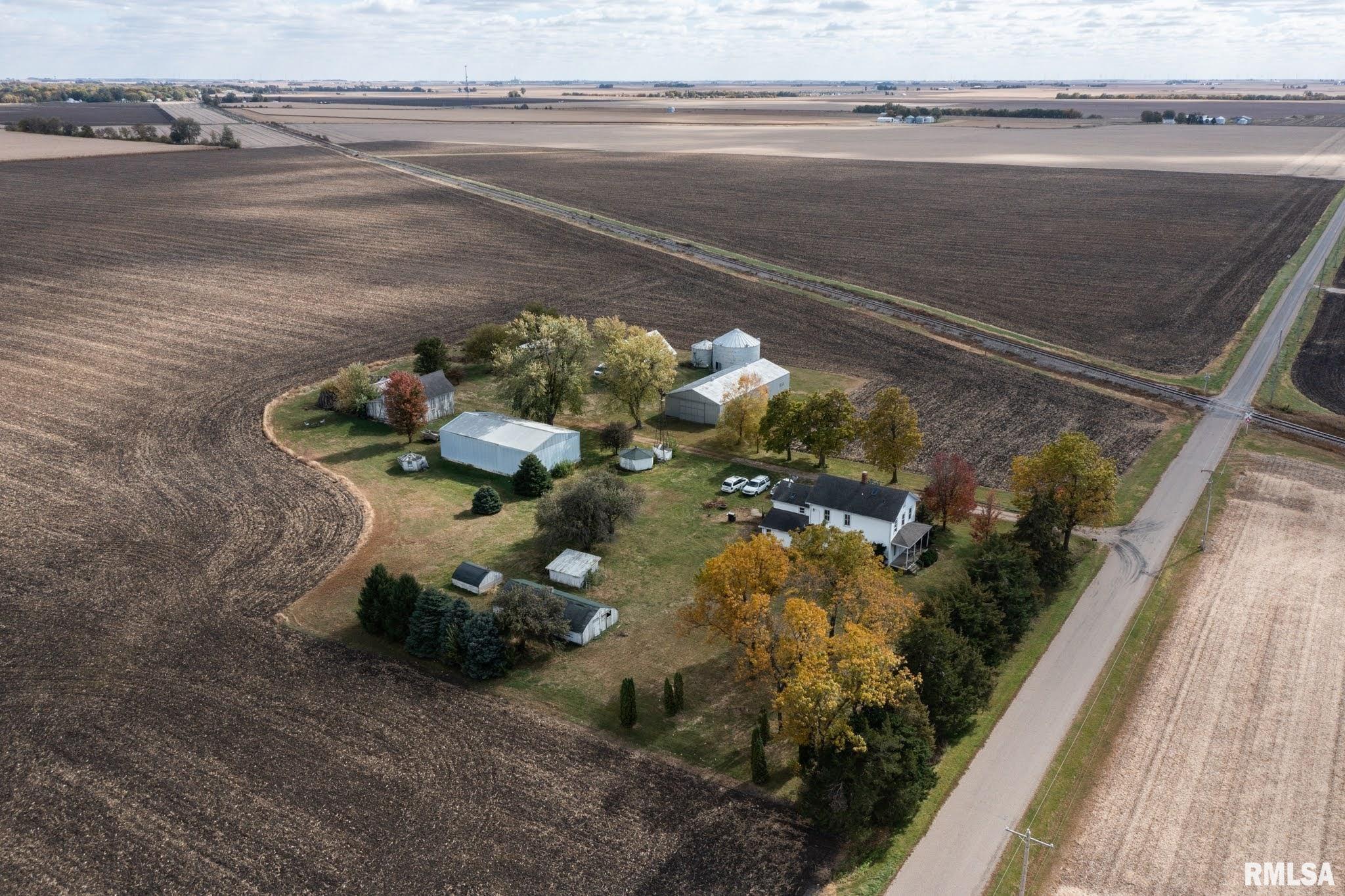 4224 Morris Mill Road Delavan, IL 61734 - Photo 13 of 60