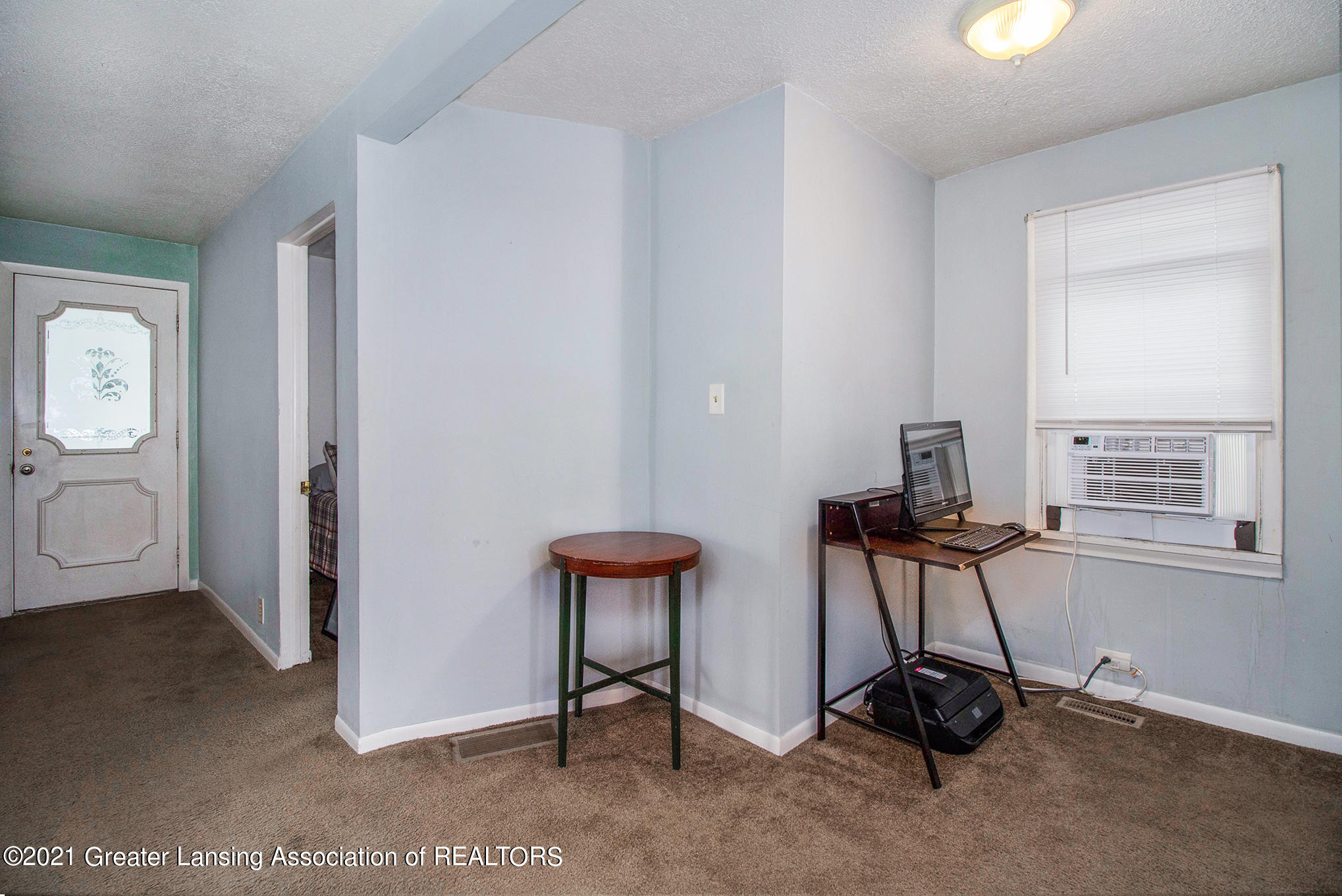 624 East Cavanaugh Road Lansing, MI 48910 - Photo 10 of 21 14