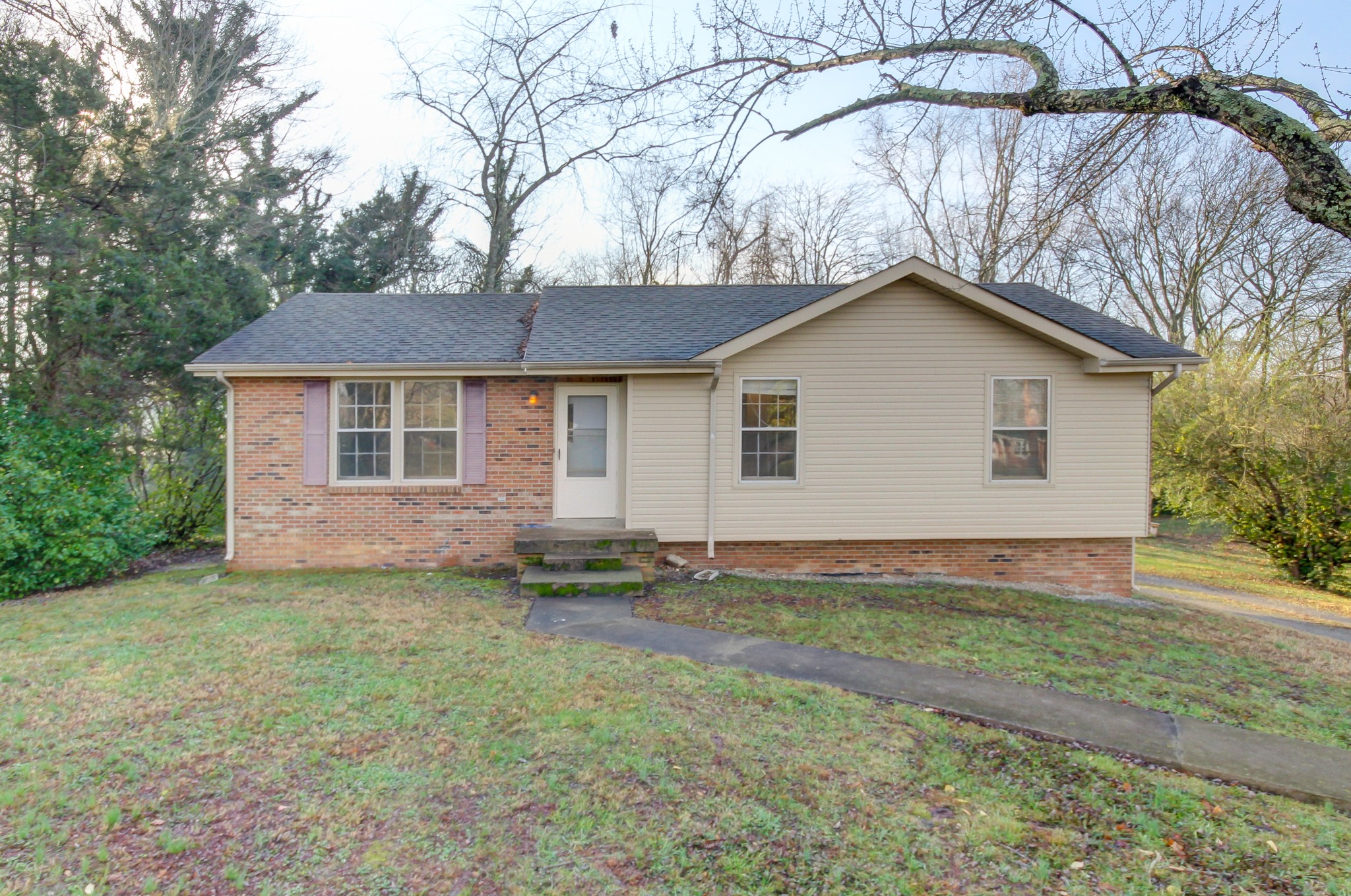 940 Dover Road Clarksville, TN 37042 - Photo 4 of 52 Gallery Image 4
