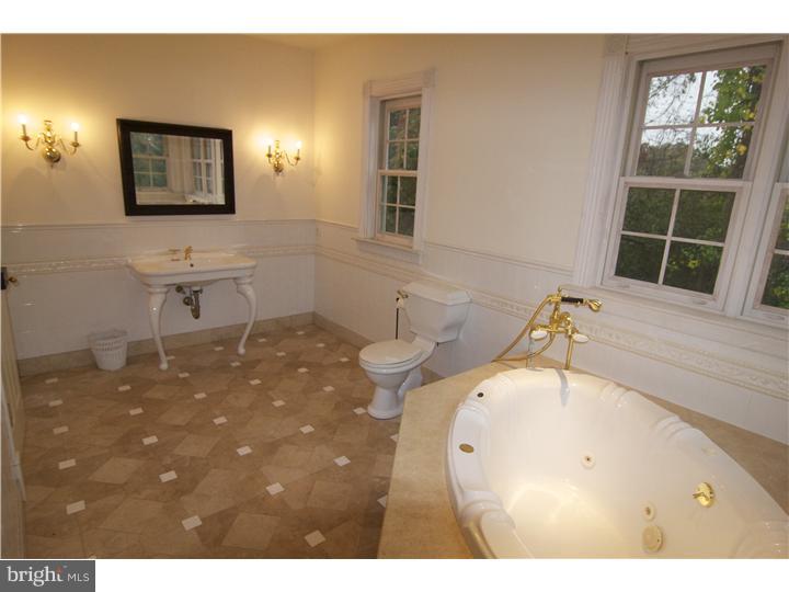 312 Reitnour Road Spring City, PA 19475 - Photo 13 of 22 Bathroom