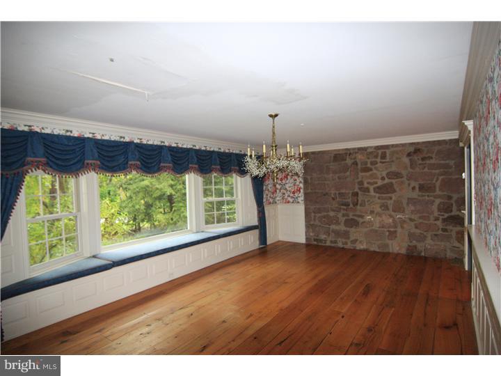 312 Reitnour Road Spring City, PA 19475 - Photo 7 of 22 Dining Room