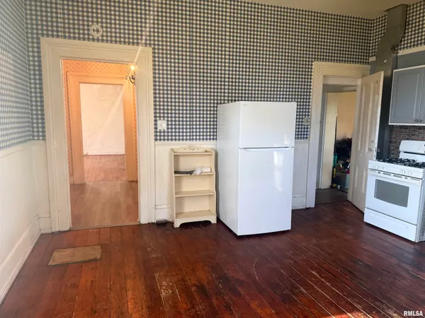 $73,500 | 1016 North 4th Street, Quincy, IL 62301