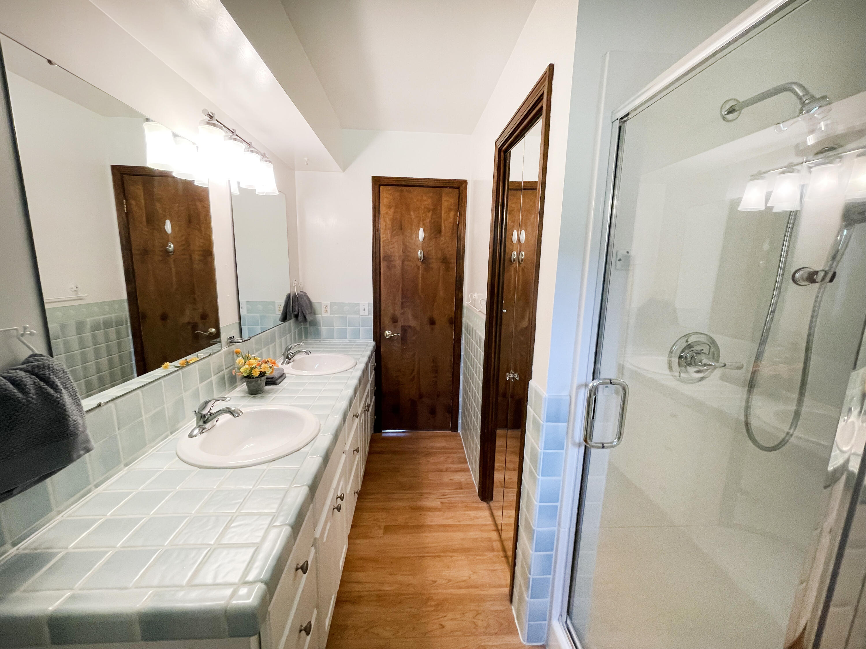 1414 Bauer Road Jenison, MI 49428 - Photo 18 of 39 Lg linen closet & updated shower