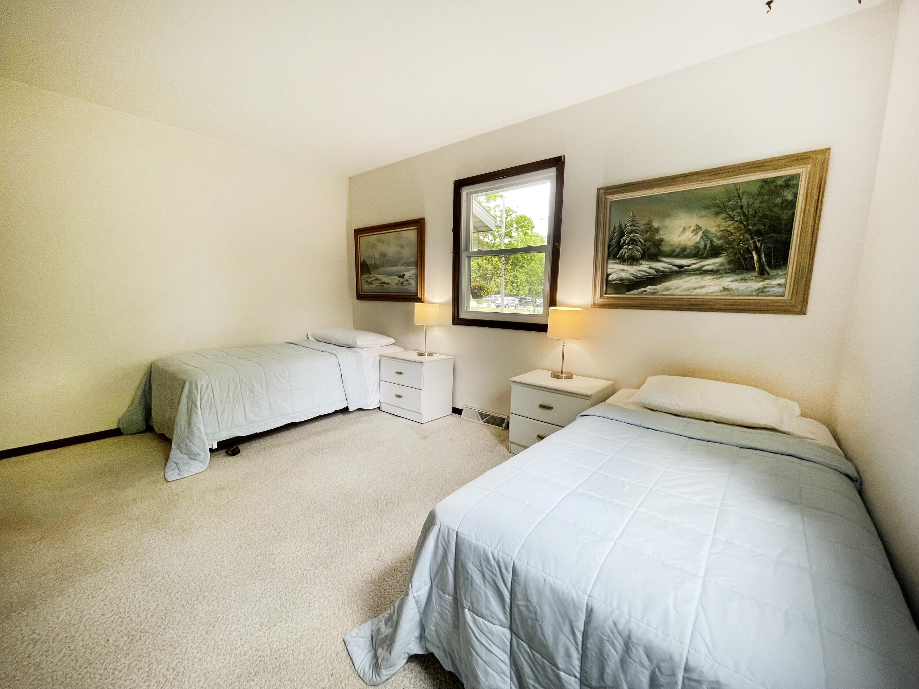 1414 Bauer Road Jenison, MI 49428 - Photo 23 of 39 Bedroom 2