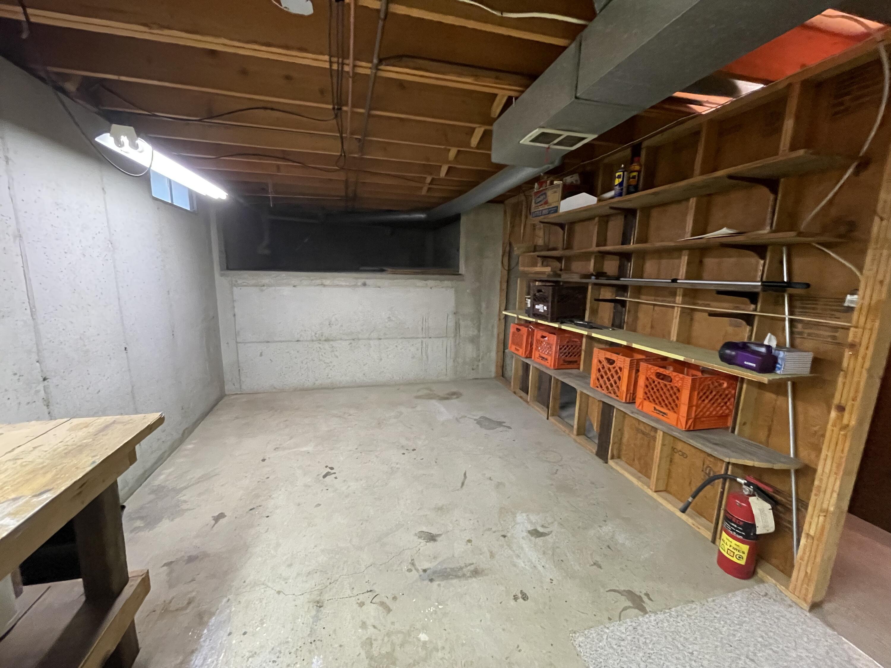 1414 Bauer Road Jenison, MI 49428 - Photo 30 of 39 Room for many projects & hobbies