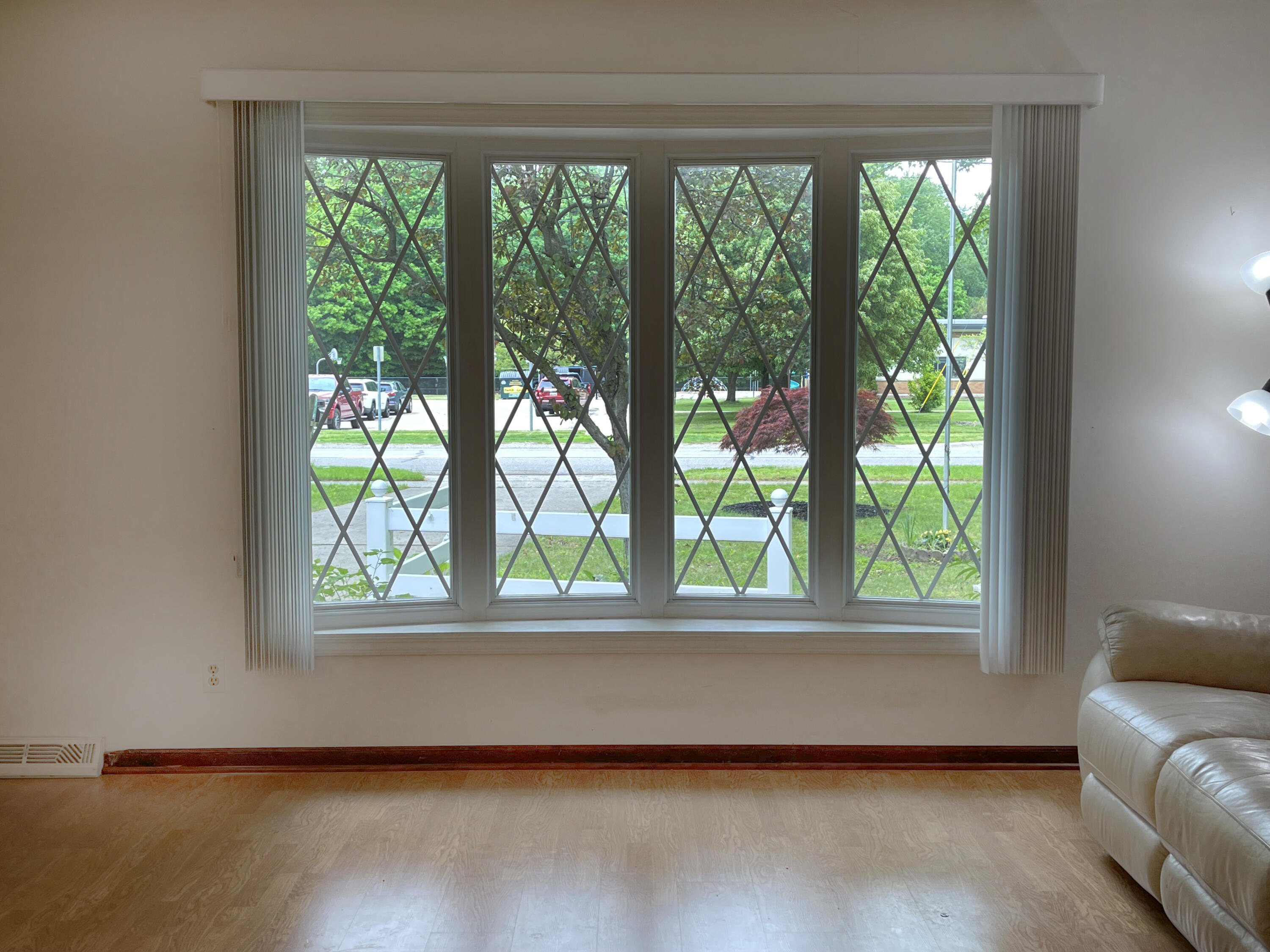 1414 Bauer Road Jenison, MI 49428 - Photo 7 of 39 Gorgeous bow window & focal point