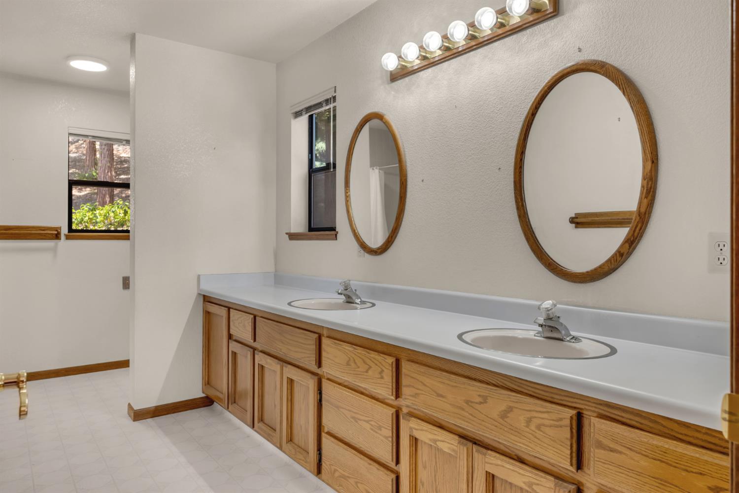 6287 Oak Hill Road Placerville, CA 95667 - Photo 29 of 60