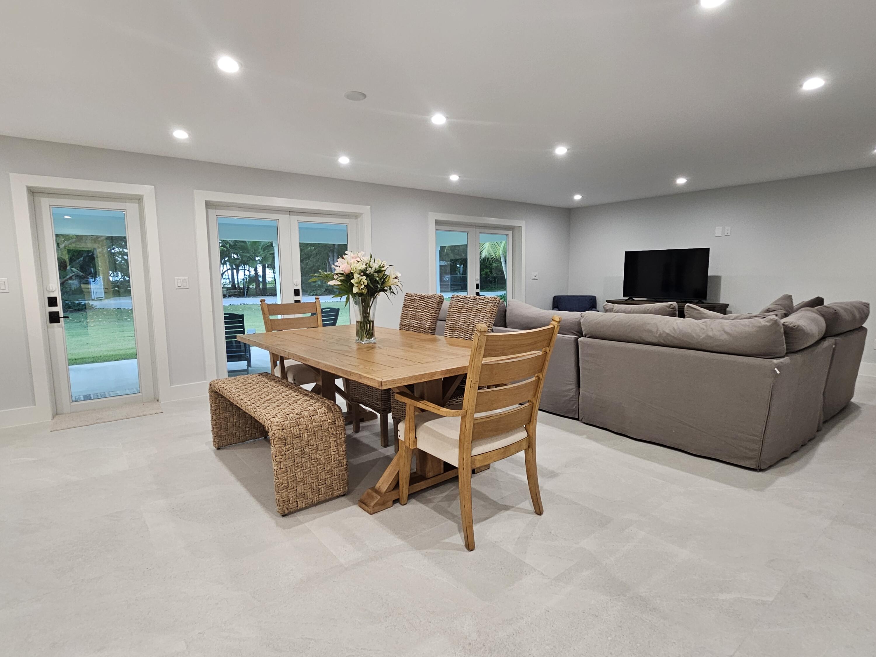 41 Sunset Road Key Largo, FL 33037 - Photo 24 of 61 dining - living area