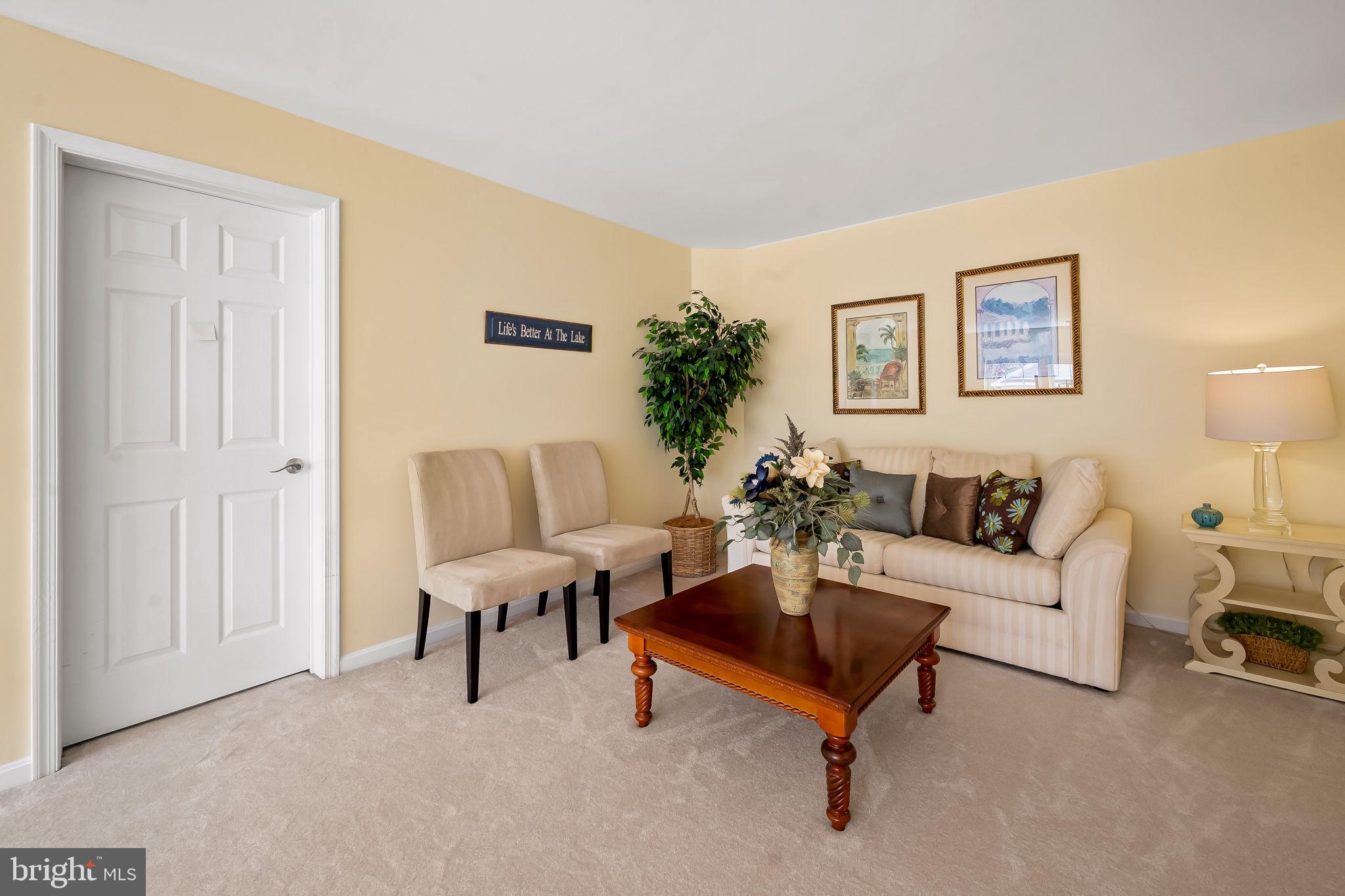2015 Colgate Circle Forest Hill, MD 21050 - Photo 20 of 50 a living room with furniture and a lamp