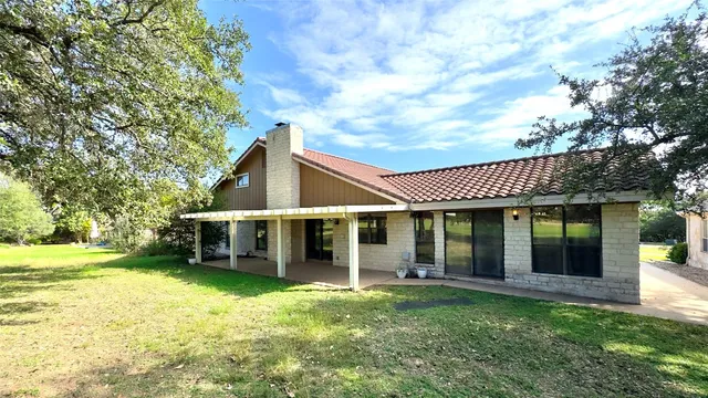 $2,750 | 843 Sunfish Street, Lakeway, TX 78734