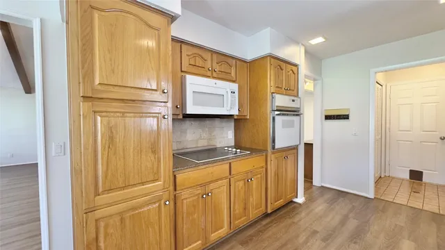 $2,750 | 843 Sunfish Street, Lakeway, TX 78734