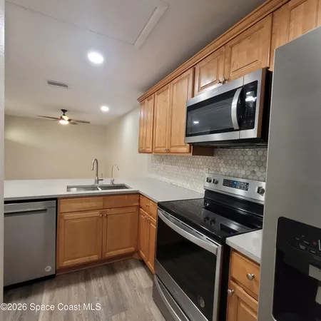 $1,900 | 1460 Sheafe Avenue Northeast, Unit 105, Palm Bay, FL 32905