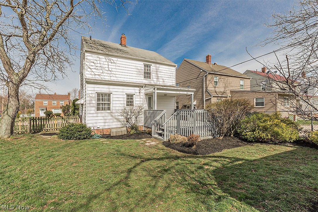 4024 Charlton Road Cleveland, OH 44121 - Photo 34 of 35