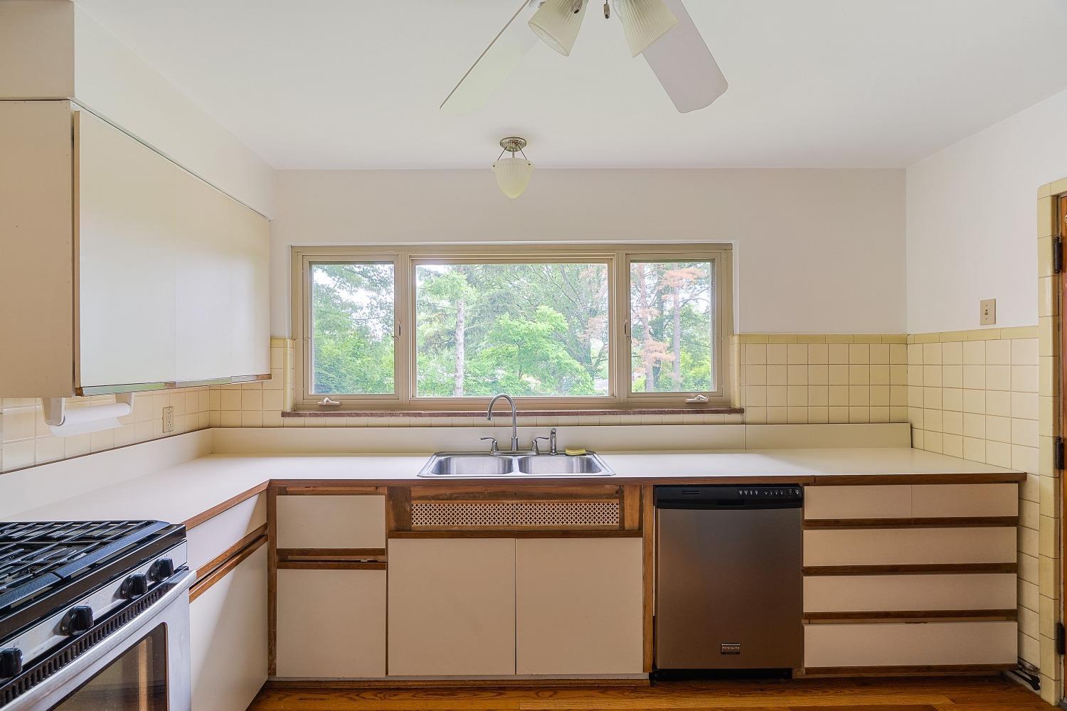 2955 Werk Road Cincinnati, OH 45211 - Photo 19 of 33 Gallery Image 19