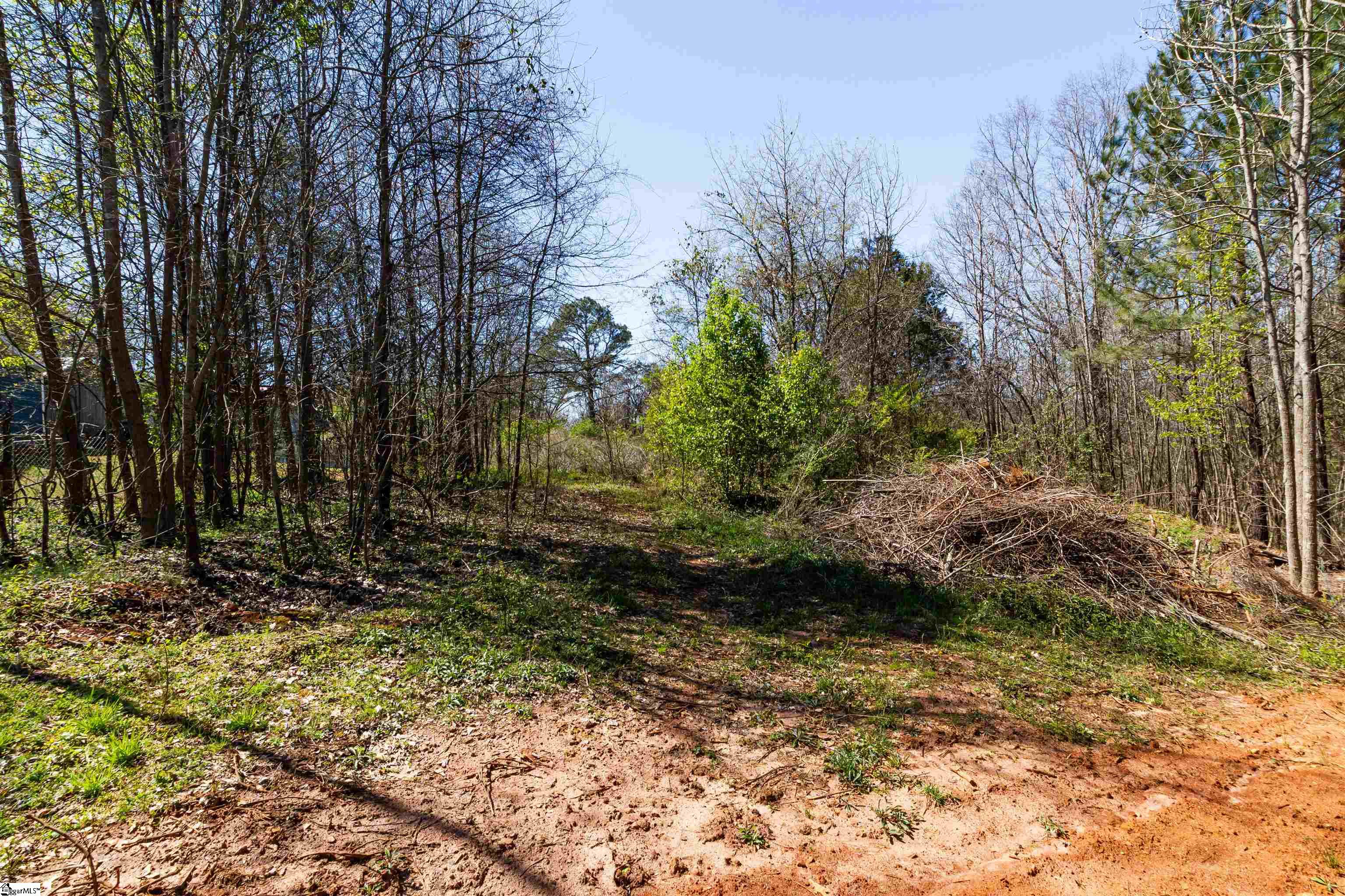 2204 Old Pendleton Road Easley, SC 29642 - Photo 6 of 9 Gallery Image 6