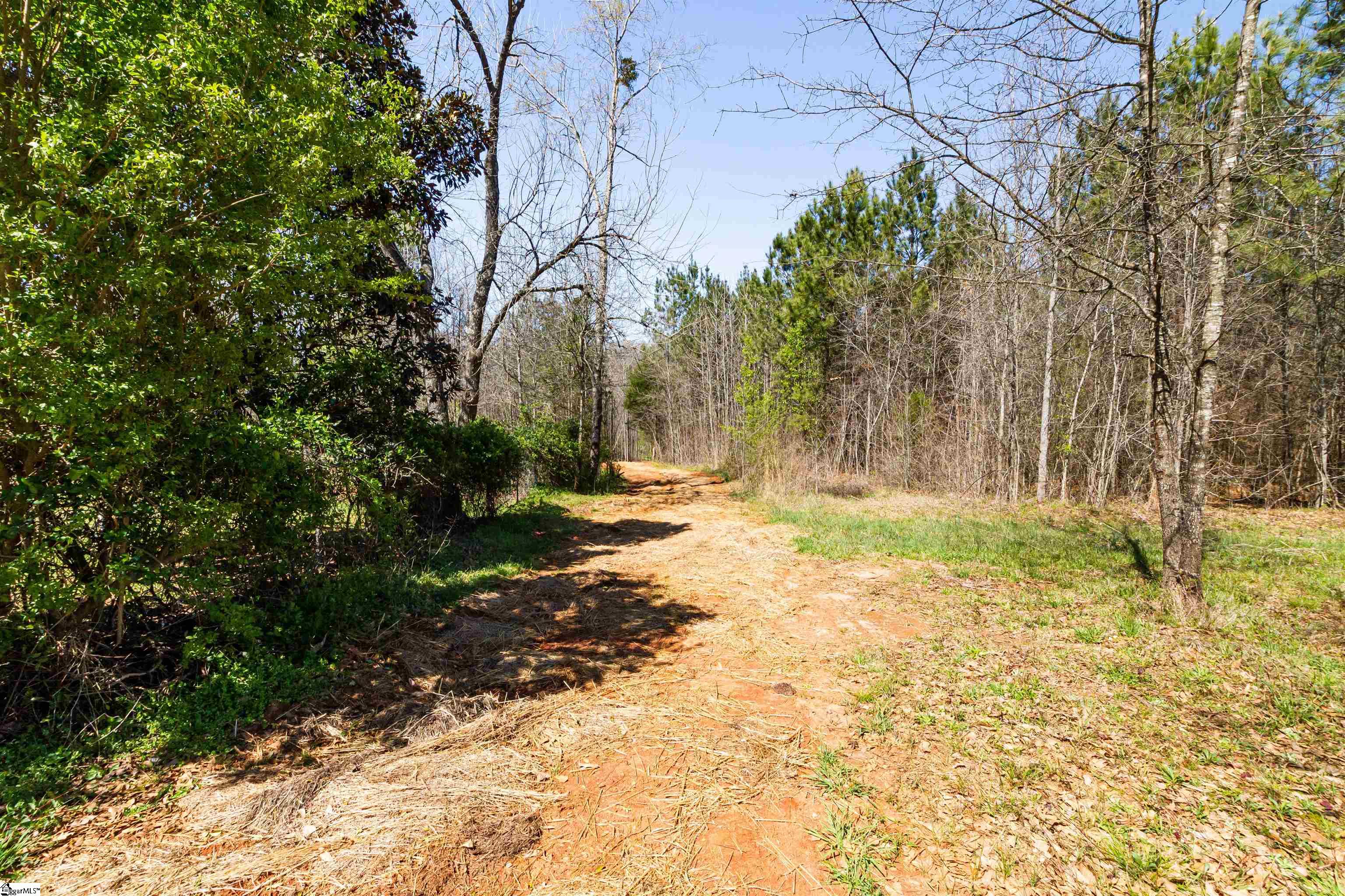 2204 Old Pendleton Road Easley, SC 29642 - Photo 7 of 9 Gallery Image 7