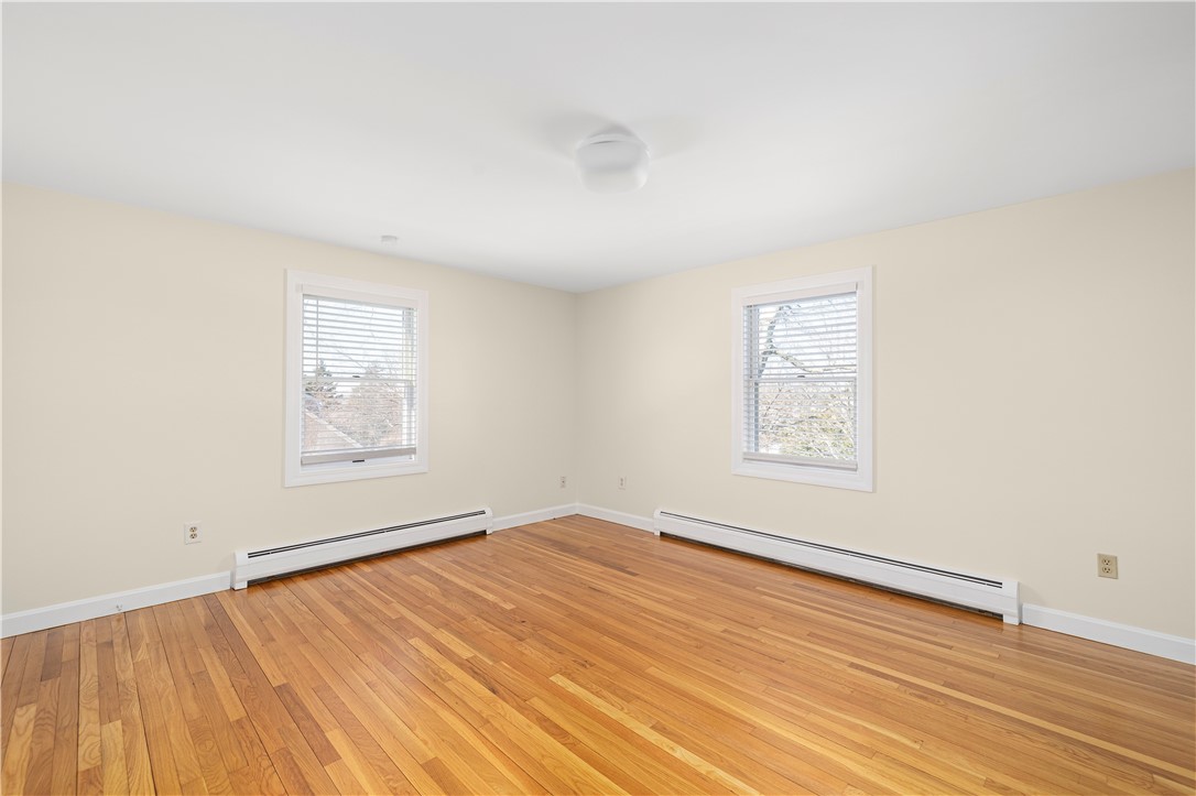 18 Coggeshall Way Middletown, RI 02842 - Photo 24 of 46 Primary Bedroom