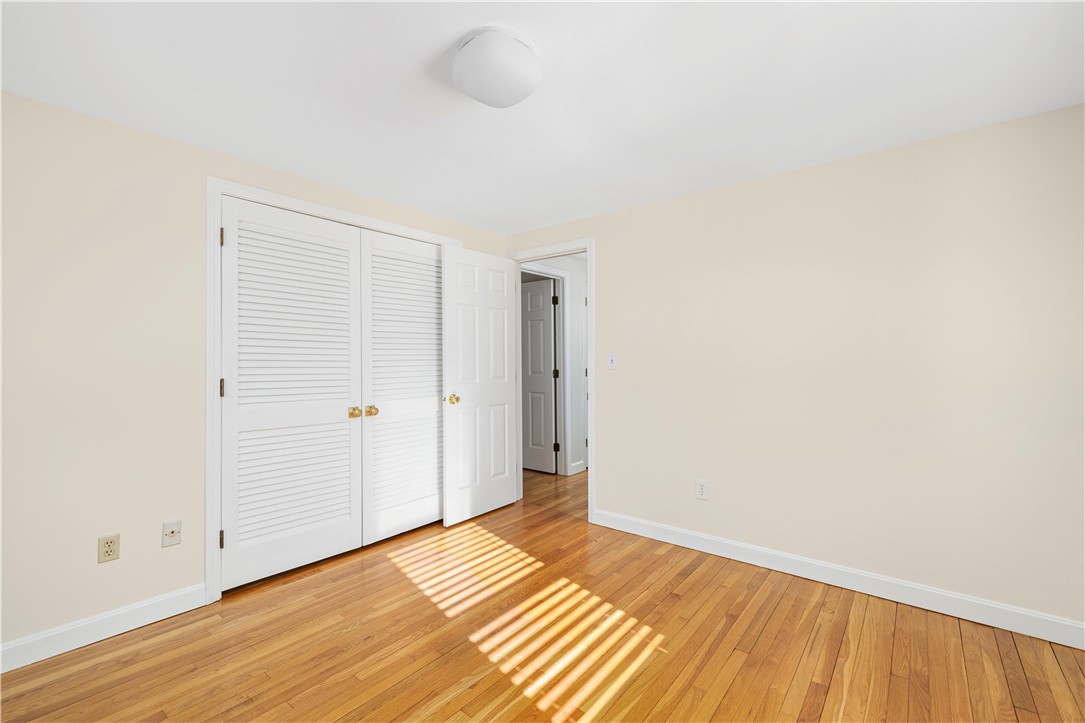 18 Coggeshall Way Middletown, RI 02842 - Photo 26 of 46 Bedroom #2