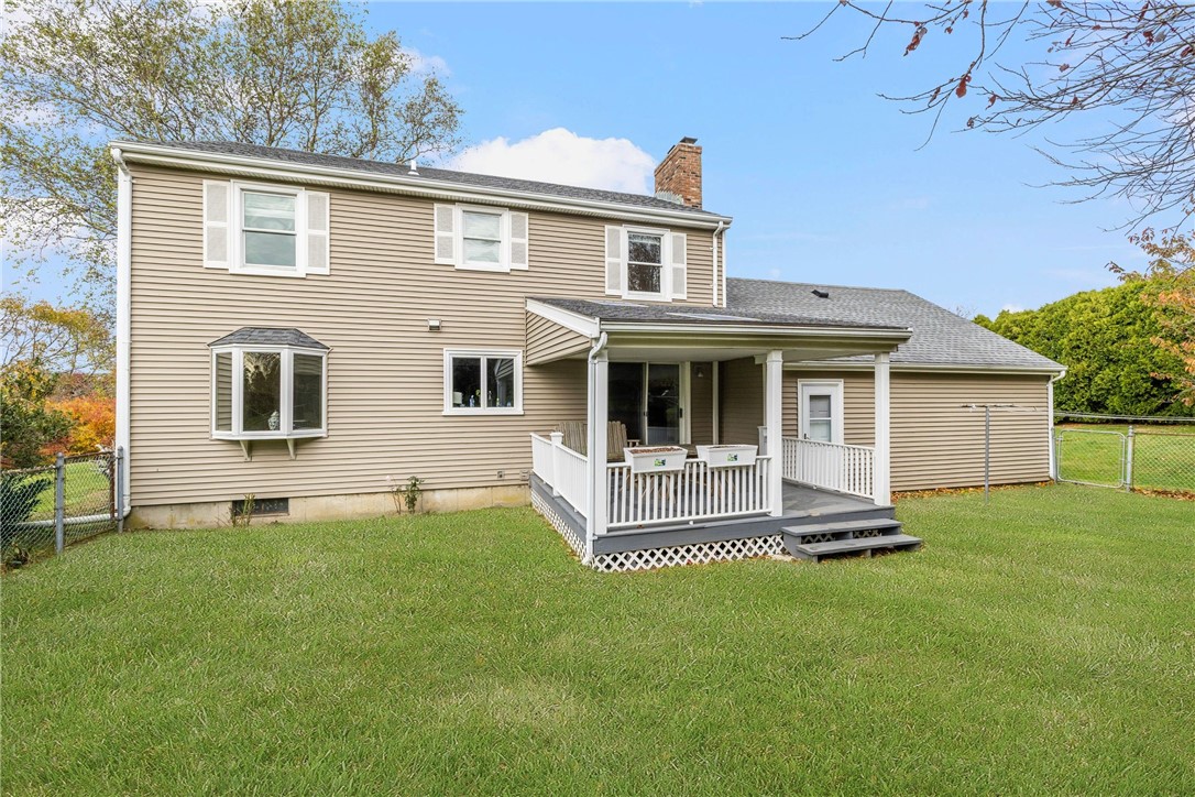 18 Coggeshall Way Middletown, RI 02842 - Photo 35 of 46 Back of House