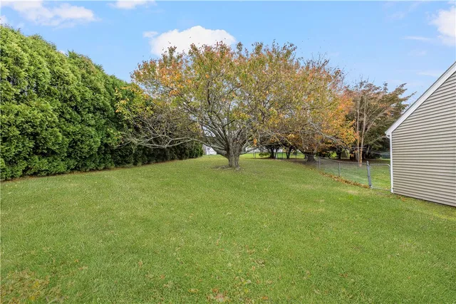 $3,800 | 18 Coggeshall Way, Middletown, RI 02842