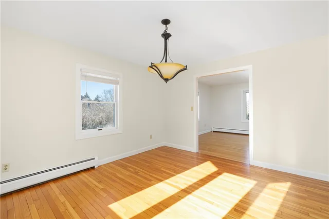 $3,800 | 18 Coggeshall Way, Middletown, RI 02842