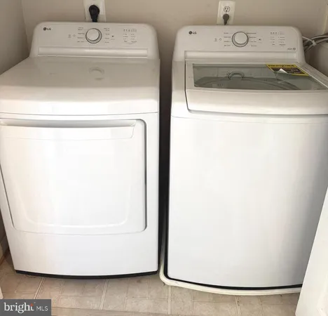 $2,100 | 5105 E Travis Edward Way, Unit E, Centreville, VA 20120